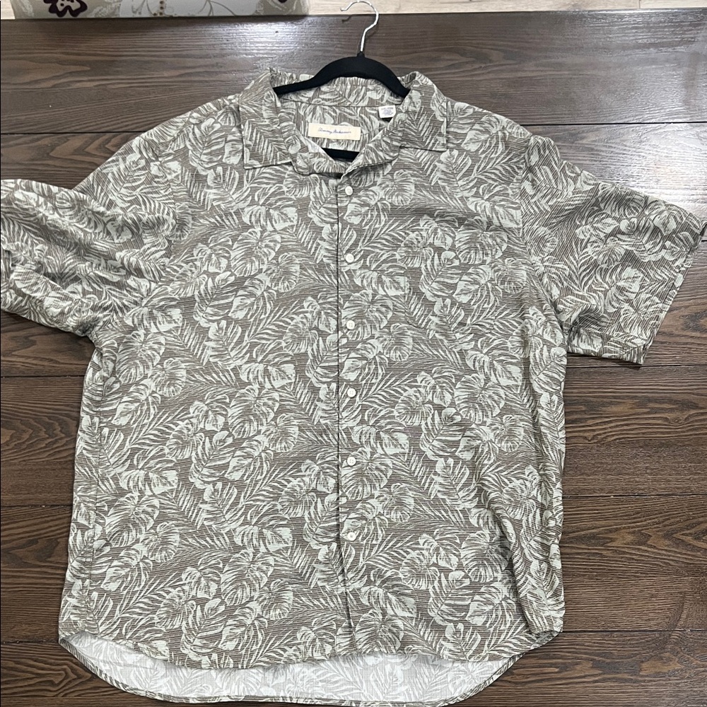 Tommy Bahama Gray Floral Men's Shirt